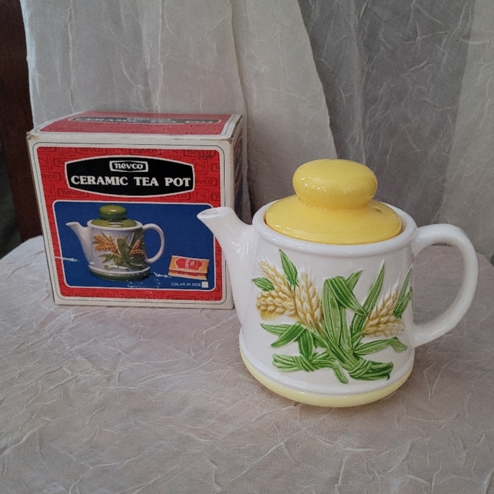 Vintage Mid Century NEVCO Japan Raised Wheat Pattern Porcelain Teapot